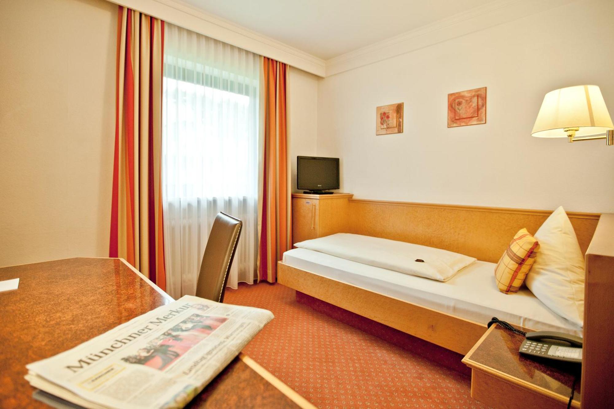 Wuermtaler Gaestehaus Gräfelfing Rum bild